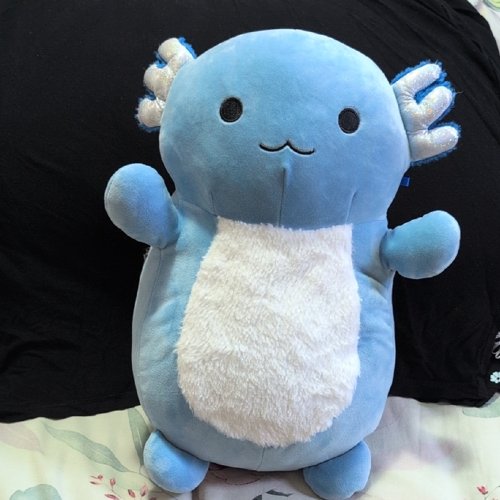 Charming Blue and White Plush Axolotl